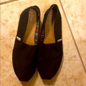 Toms black size 9.5 women